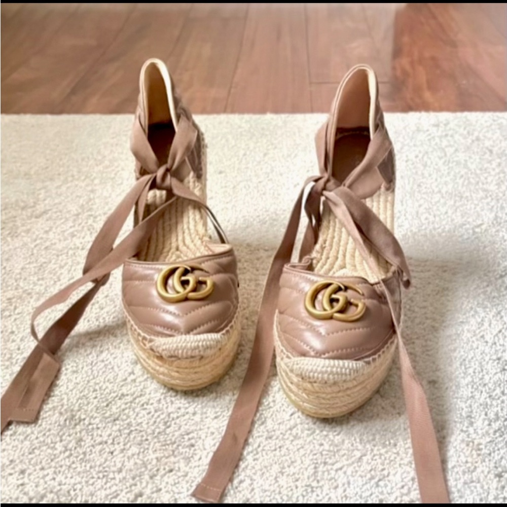 Gucci Marmont Wedge Espadrilles - Size 7.5, Tan